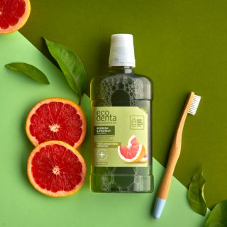 ECODENTA Refresh & Protect With Propols And Tea Tree Oil mutes skalojamais līdzeklis, 500 ml