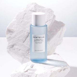 SKIN1004 Madagascar Centella Hyalu-Cica Brightening toniks, 210 ml