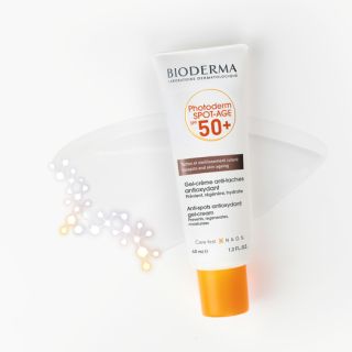 BIODERMA Photoderm SPOT-AGE SPF 50+ saules aizsarglīdzeklis, 40 ml