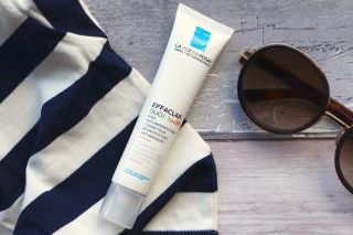 LA ROCHE-POSAY Effaclar DUO (+) SPF30 Anti-Imperfection sejas krēms, 40 ml