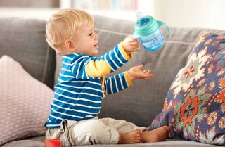 PHILIPS Avent Easy Sip 6m+, 200 ml (zaļa) krūzīte ar rokturiem, 1 gab.